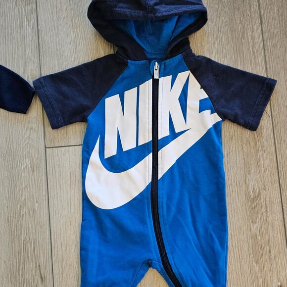 Baby Boy 3M GOOD LAD Football Patch Sweater Romper NWT and NIKE Hooded Romper - Picture 3 of 4